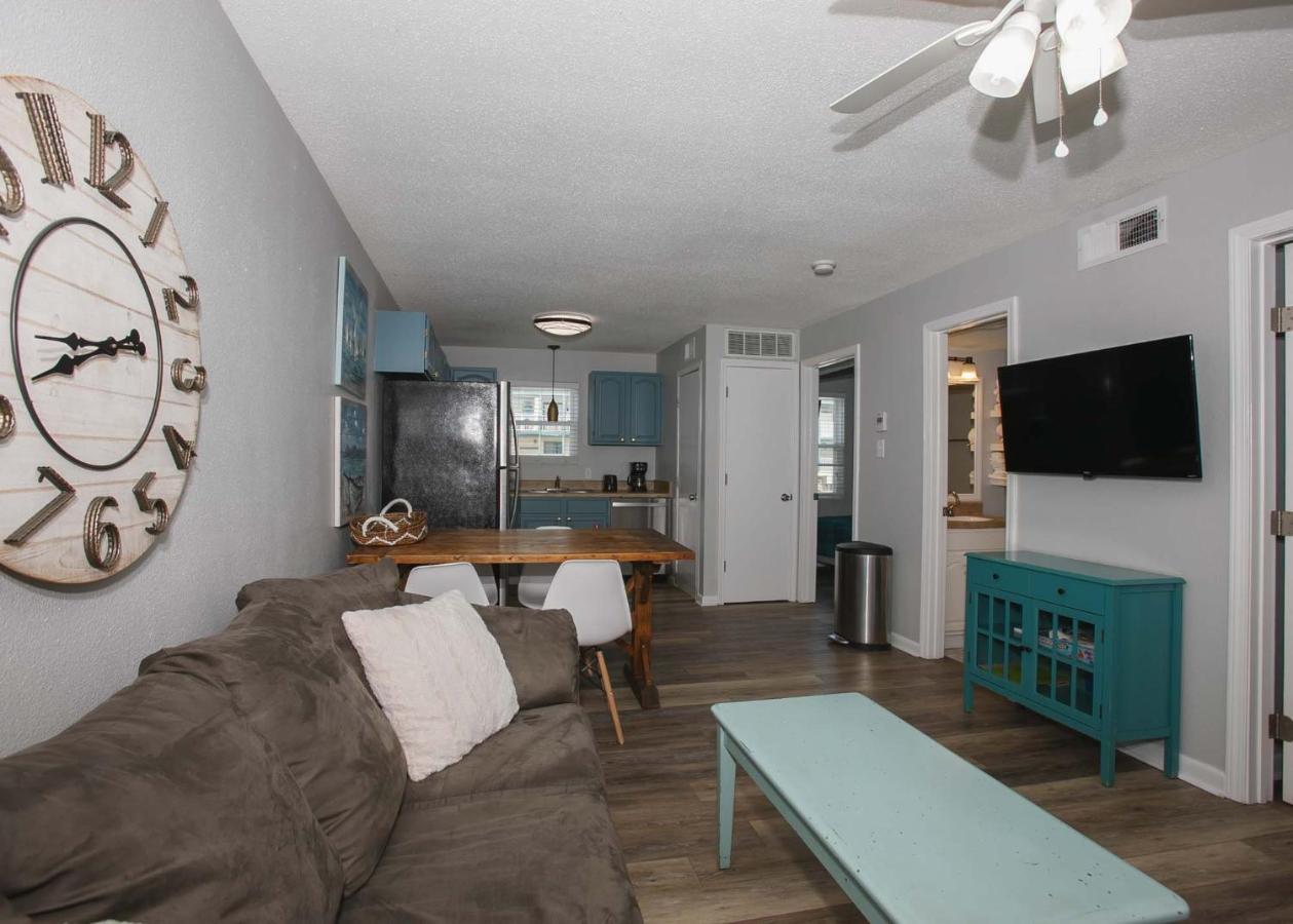 Sunrise Village 116 By Albvr - Just Steps To The Beach In This Cute Condo Gulf Shores Bagian luar foto